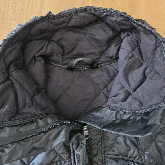 Womens Lululemon Size 6 Pullover - Picture 9 of 13